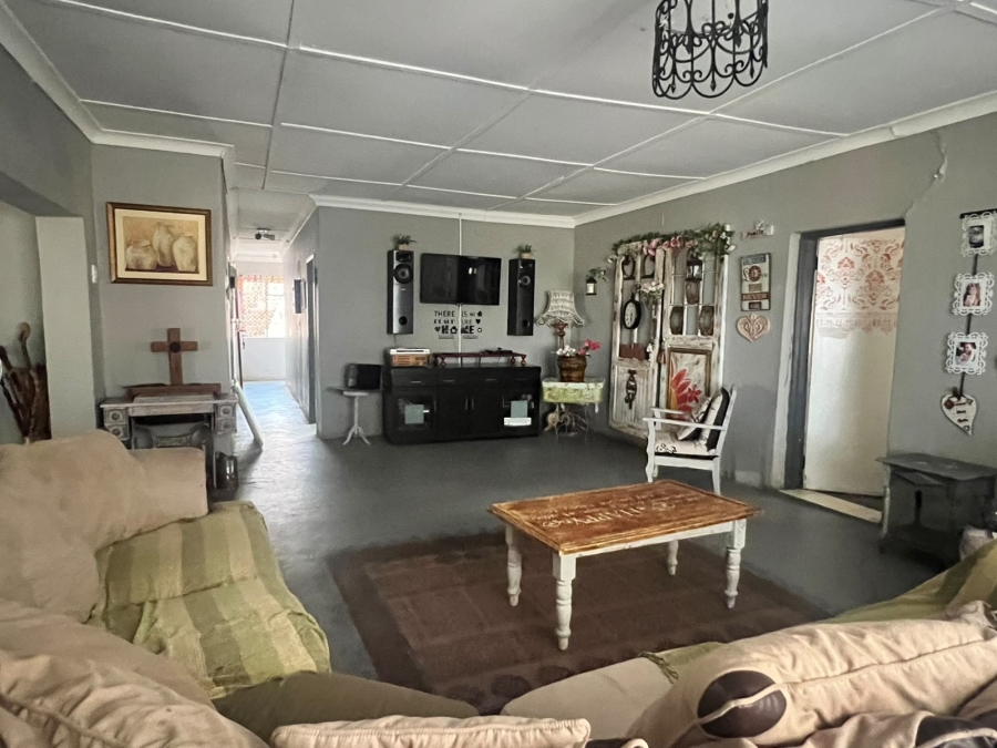 5 Bedroom Property for Sale in Mokopane Rural Limpopo