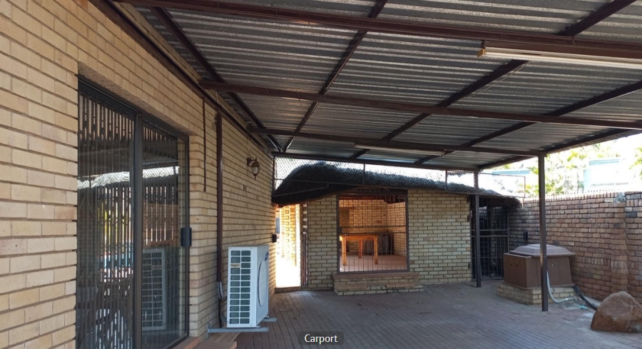 5 Bedroom Property for Sale in Bendor Limpopo