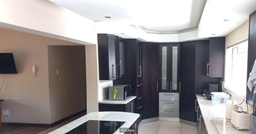 5 Bedroom Property for Sale in Bendor Limpopo