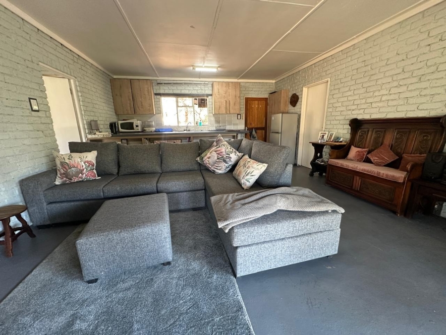 To Let 2 Bedroom Property for Rent in Kampersrus Limpopo