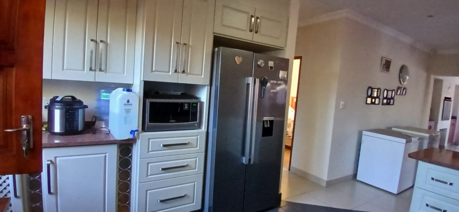 3 Bedroom Property for Sale in Mookgopong Limpopo