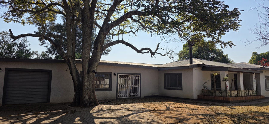 3 Bedroom Property for Sale in Hospitaalpark Limpopo