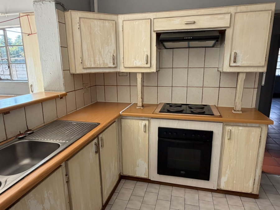 3 Bedroom Property for Sale in Hospitaalpark Limpopo