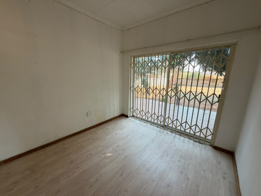 3 Bedroom Property for Sale in Hospitaalpark Limpopo