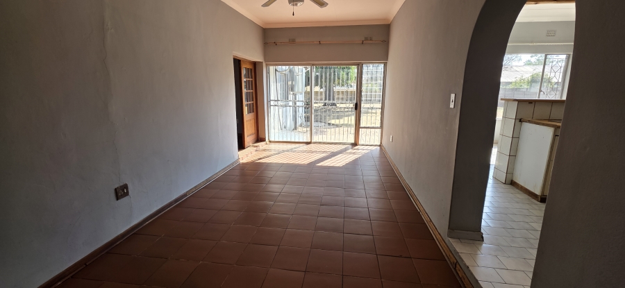 3 Bedroom Property for Sale in Hospitaalpark Limpopo