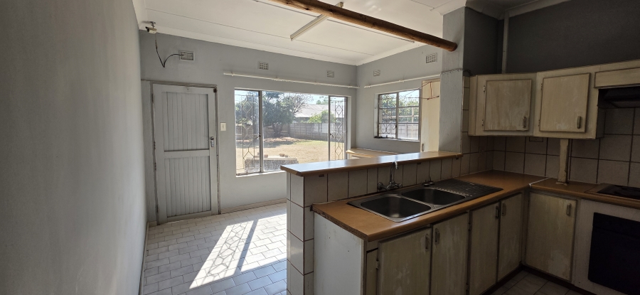3 Bedroom Property for Sale in Hospitaalpark Limpopo