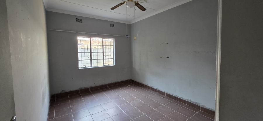 3 Bedroom Property for Sale in Hospitaalpark Limpopo