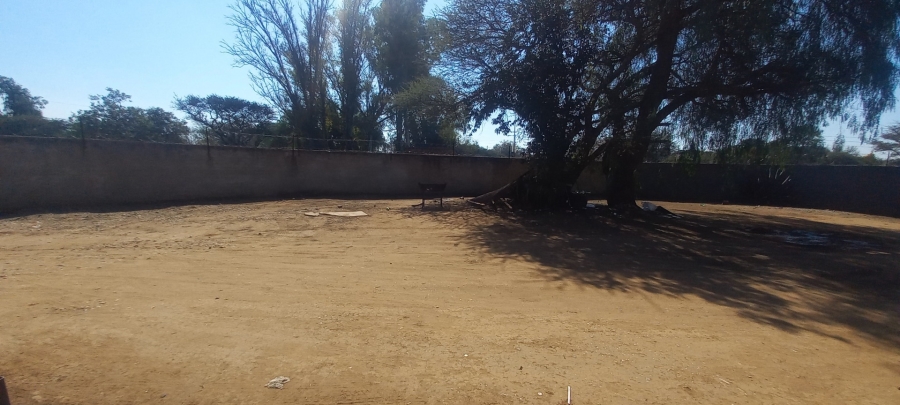 10 Bedroom Property for Sale in Penina Park Limpopo