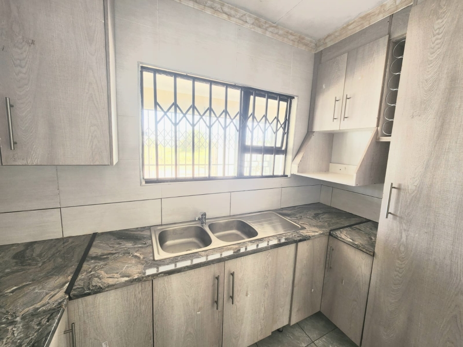 6 Bedroom Property for Sale in Northam Limpopo