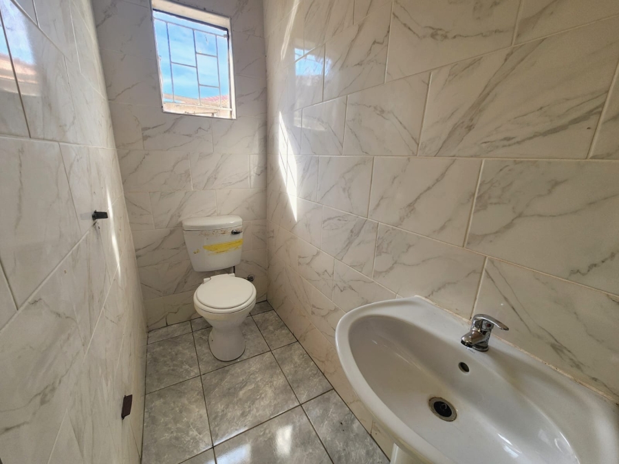6 Bedroom Property for Sale in Northam Limpopo