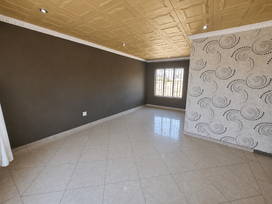 To Let 3 Bedroom Property for Rent in Seshego D Limpopo