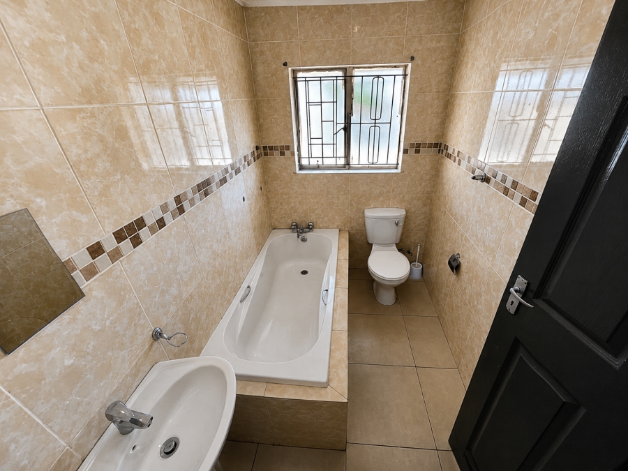 To Let 3 Bedroom Property for Rent in Seshego D Limpopo