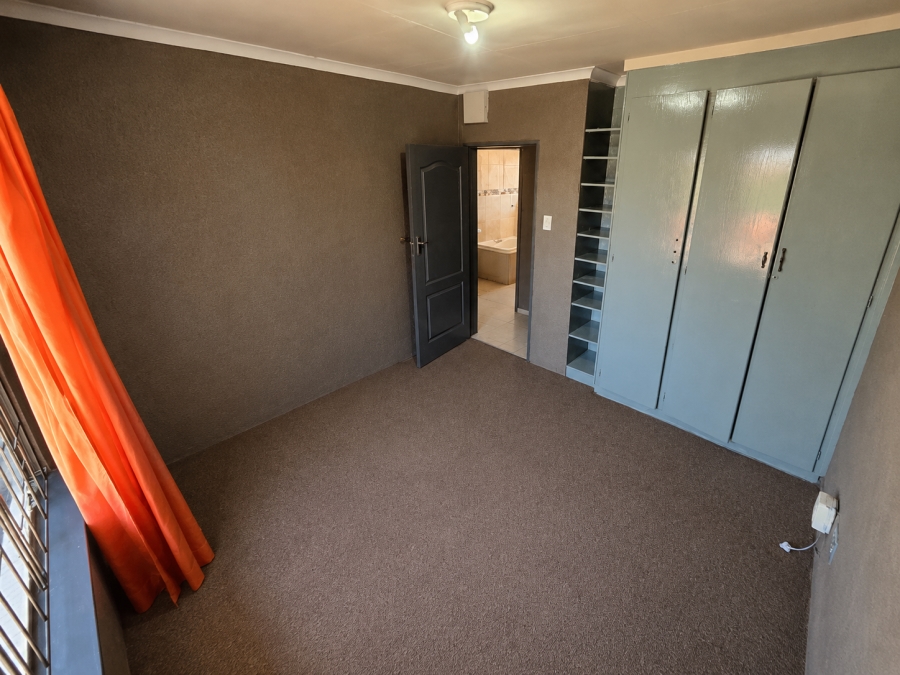 To Let 3 Bedroom Property for Rent in Seshego D Limpopo