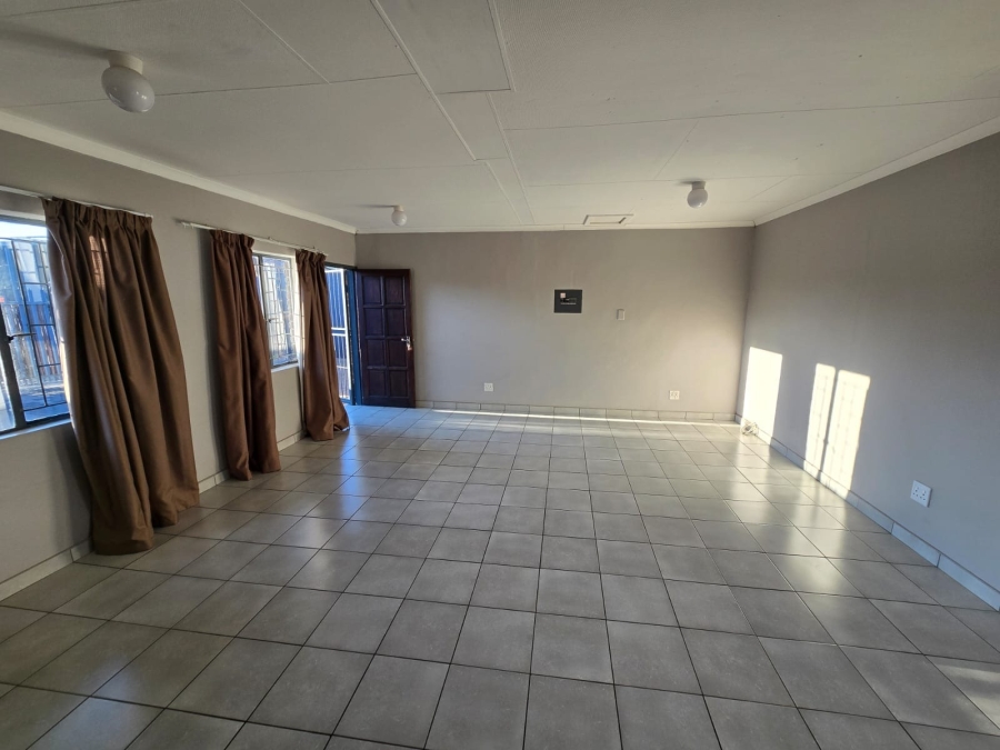 To Let 1 Bedroom Property for Rent in Hoedspruit Limpopo