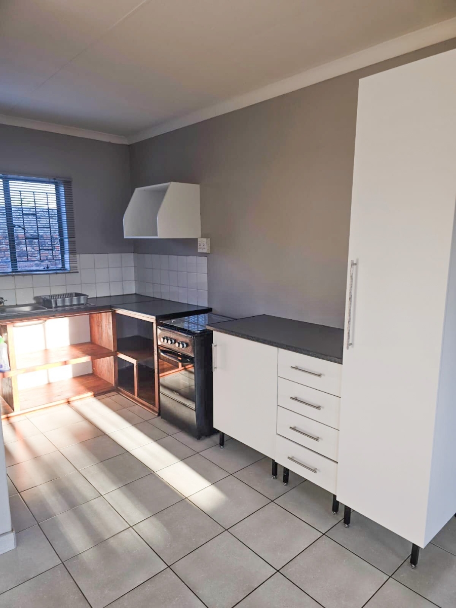 To Let 1 Bedroom Property for Rent in Hoedspruit Limpopo