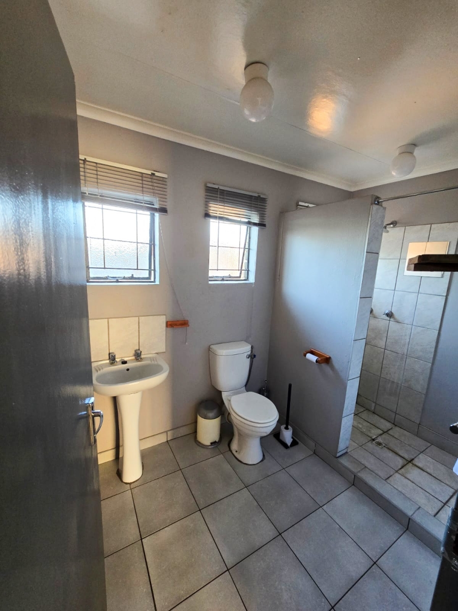 To Let 1 Bedroom Property for Rent in Hoedspruit Limpopo