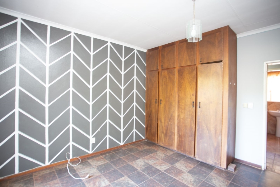 To Let 4 Bedroom Property for Rent in Chroompark Limpopo