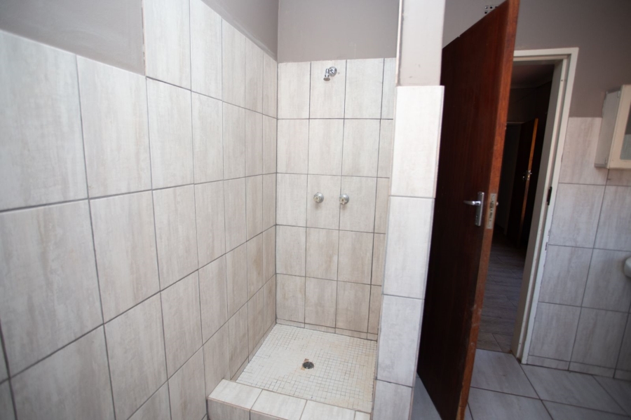 To Let 4 Bedroom Property for Rent in Chroompark Limpopo