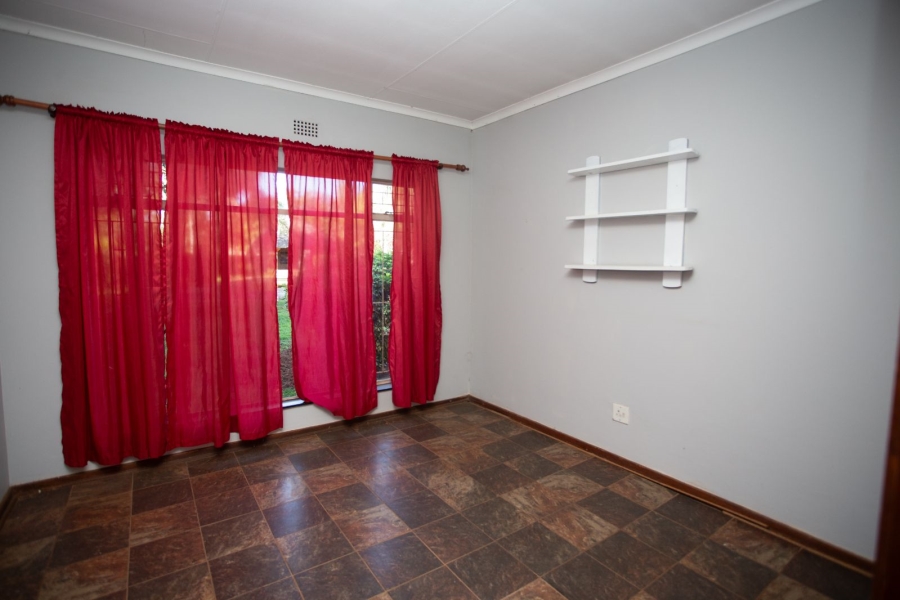 To Let 4 Bedroom Property for Rent in Chroompark Limpopo