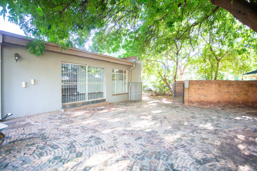 To Let 4 Bedroom Property for Rent in Chroompark Limpopo