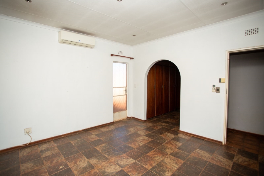 To Let 4 Bedroom Property for Rent in Chroompark Limpopo