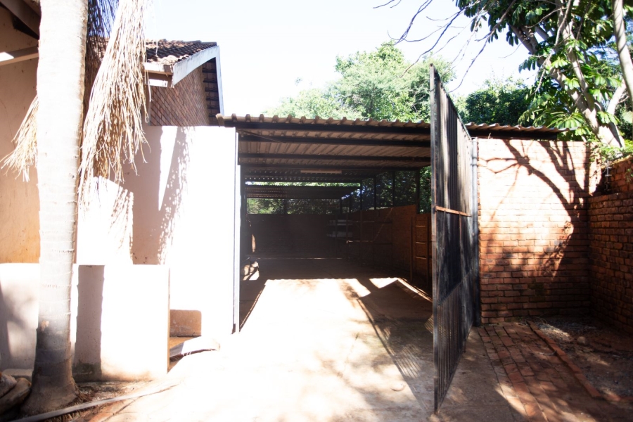 To Let 4 Bedroom Property for Rent in Chroompark Limpopo