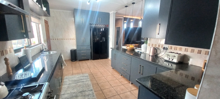 4 Bedroom Property for Sale in Bendor Limpopo