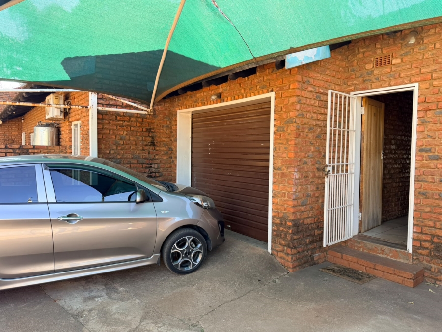 3 Bedroom Property for Sale in Mokopane Central Limpopo