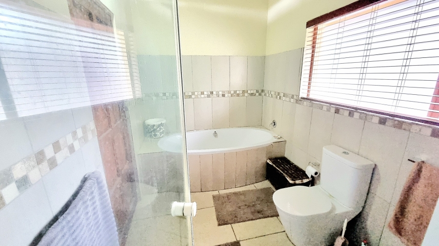 4 Bedroom Property for Sale in Koro Creek Golf Estate Limpopo