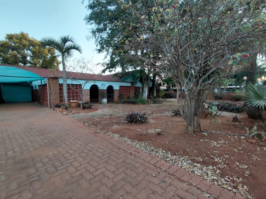 4 Bedroom Property for Sale in Impala Park Limpopo