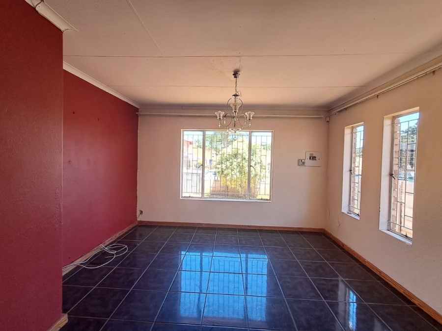 To Let 2 Bedroom Property for Rent in Bendor Limpopo