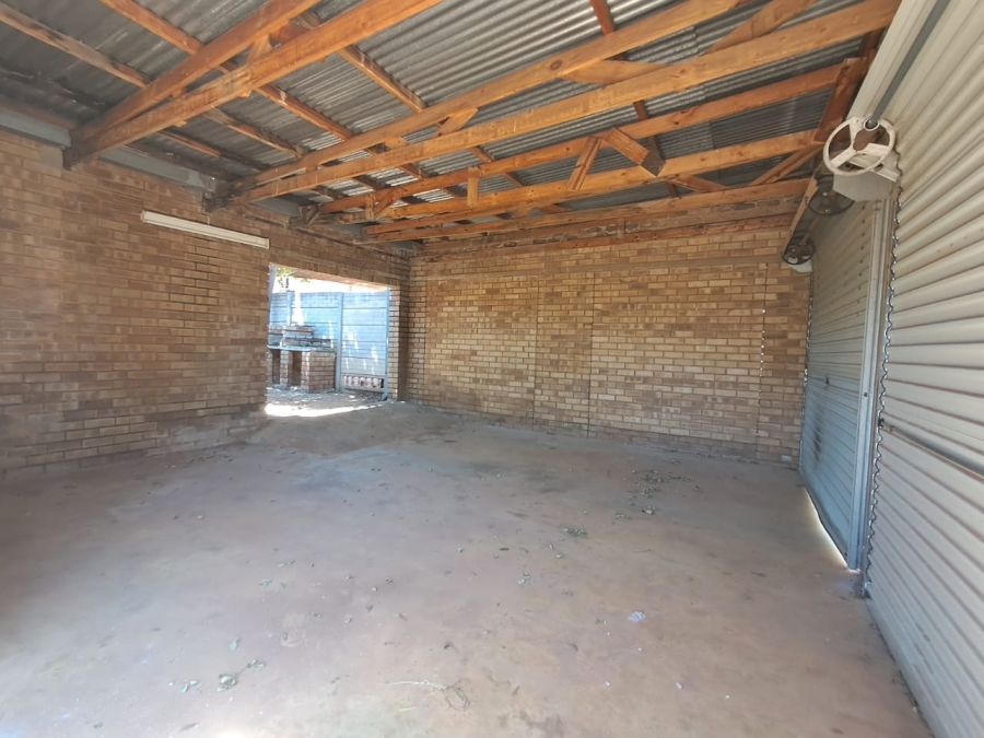 To Let 2 Bedroom Property for Rent in Bendor Limpopo