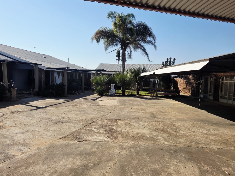 17 Bedroom Property for Sale in Modimolle Limpopo