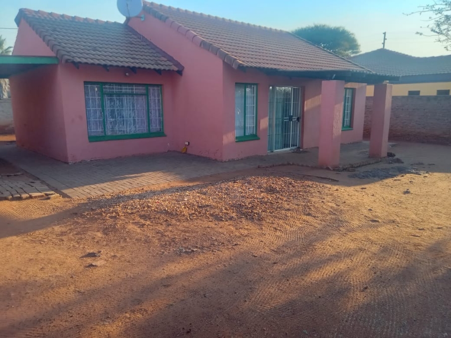 3 Bedroom Property for Sale in Northam Limpopo