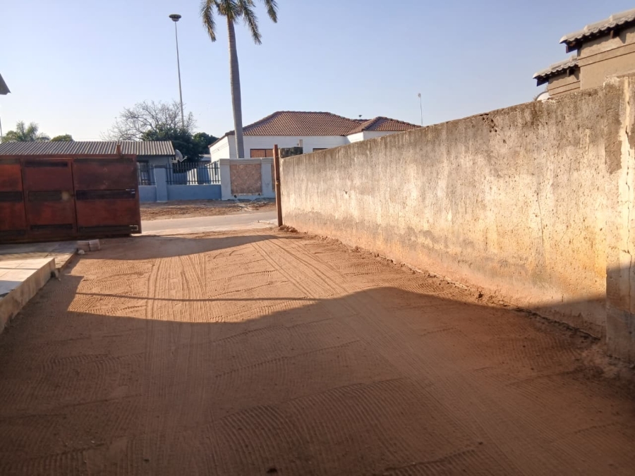 3 Bedroom Property for Sale in Namakgale Limpopo