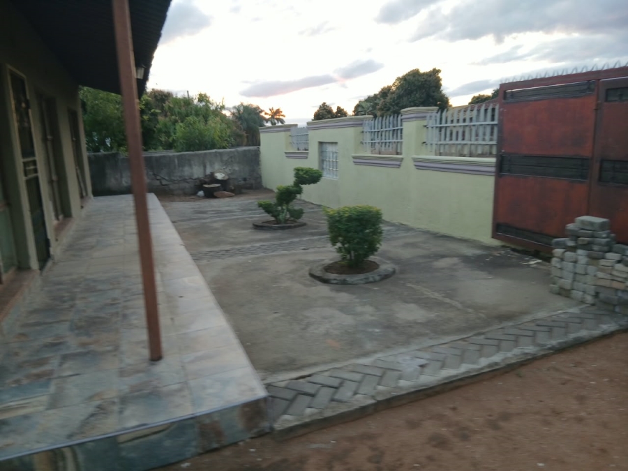 3 Bedroom Property for Sale in Namakgale Limpopo