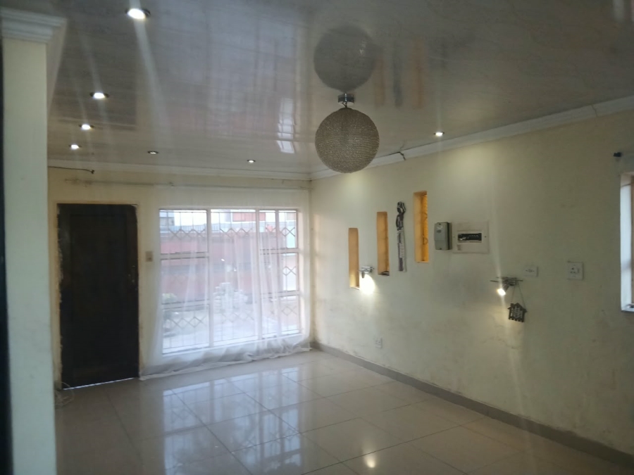 3 Bedroom Property for Sale in Namakgale Limpopo