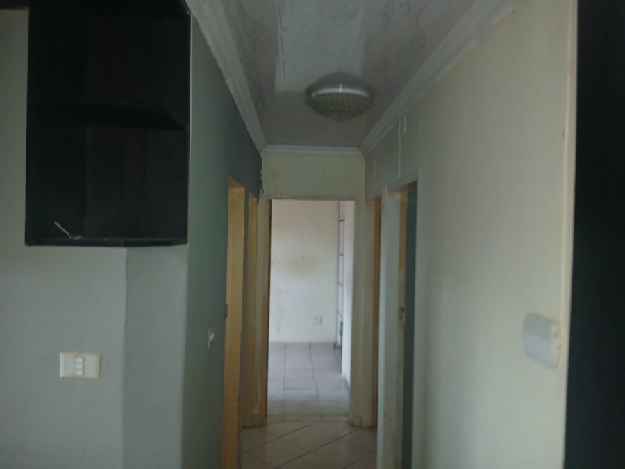 3 Bedroom Property for Sale in Namakgale Limpopo