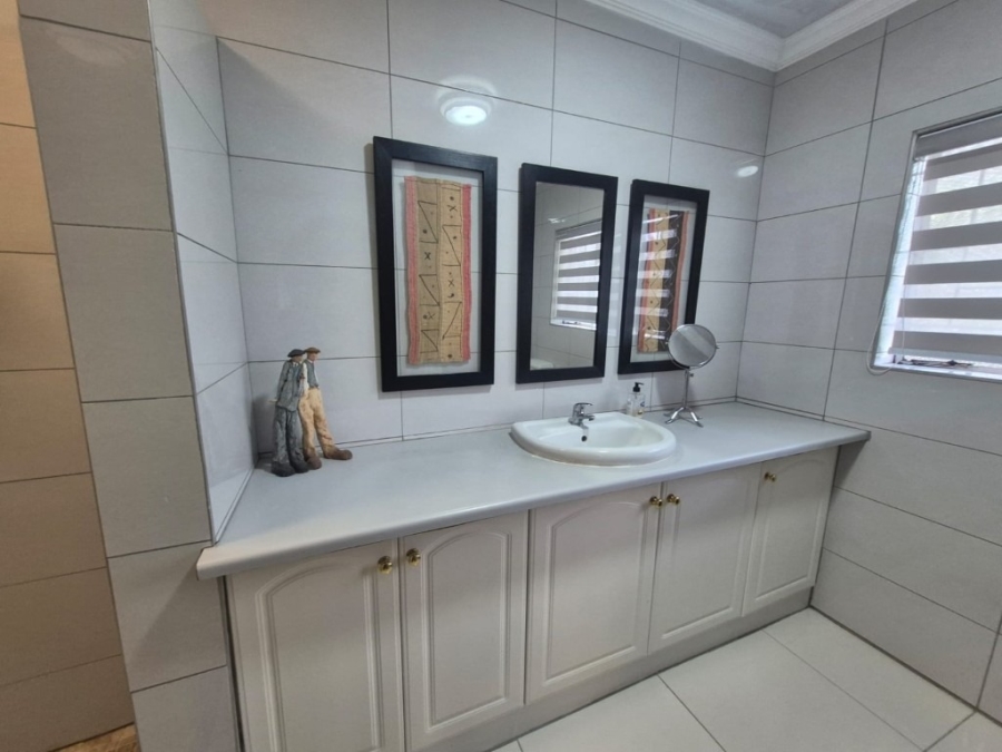 4 Bedroom Property for Sale in Phalaborwa Limpopo