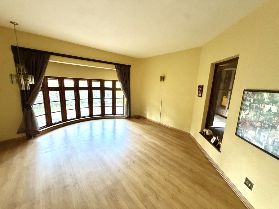 5 Bedroom Property for Sale in Louis Trichardt Limpopo