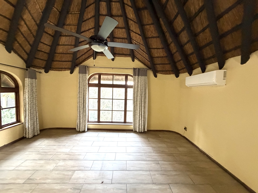 5 Bedroom Property for Sale in Louis Trichardt Limpopo