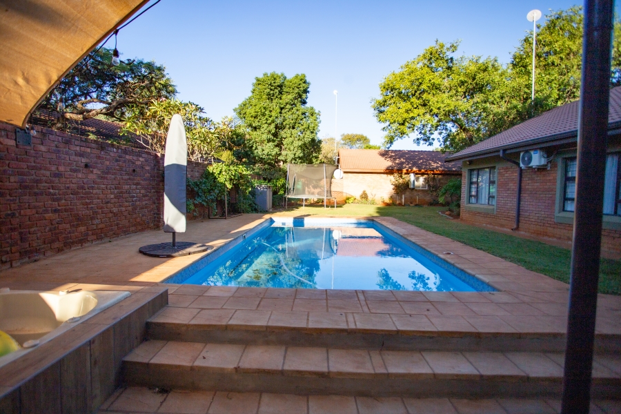 4 Bedroom Property for Sale in Chroompark Limpopo