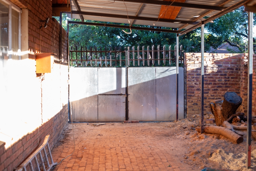 4 Bedroom Property for Sale in Chroompark Limpopo