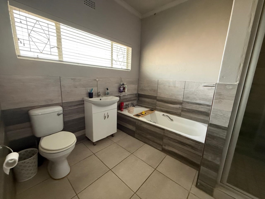 3 Bedroom Property for Sale in Chroompark Limpopo
