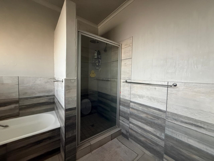 3 Bedroom Property for Sale in Chroompark Limpopo