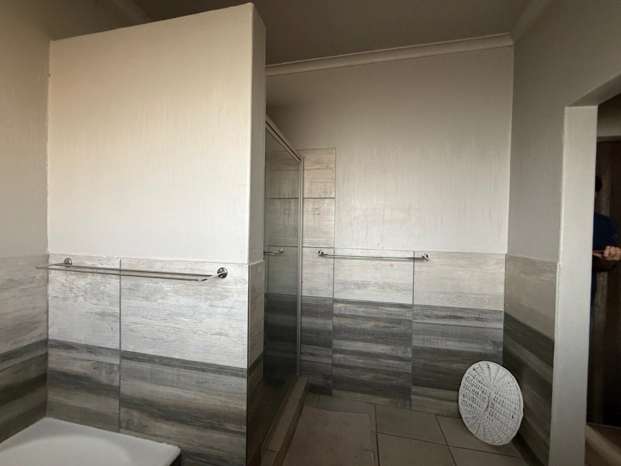 3 Bedroom Property for Sale in Chroompark Limpopo