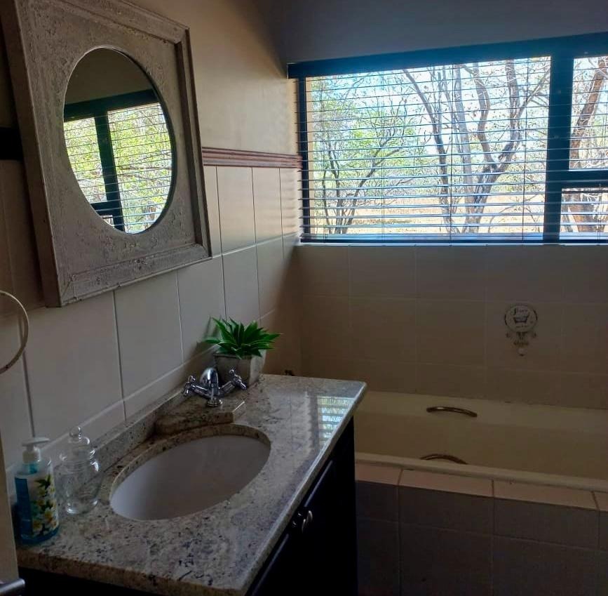 4 Bedroom Property for Sale in Shona Langa Limpopo