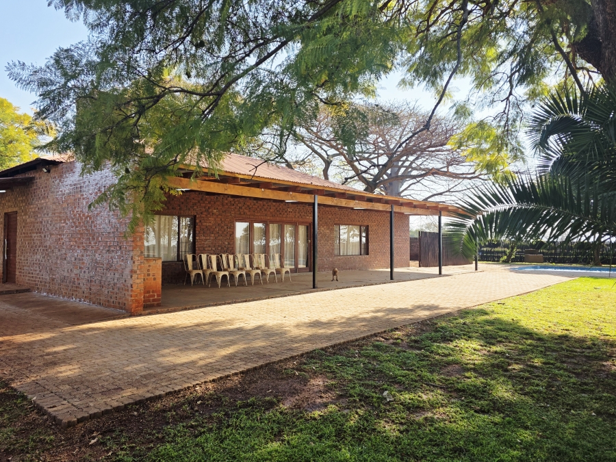 3 Bedroom Property for Sale in Mookgopong Limpopo
