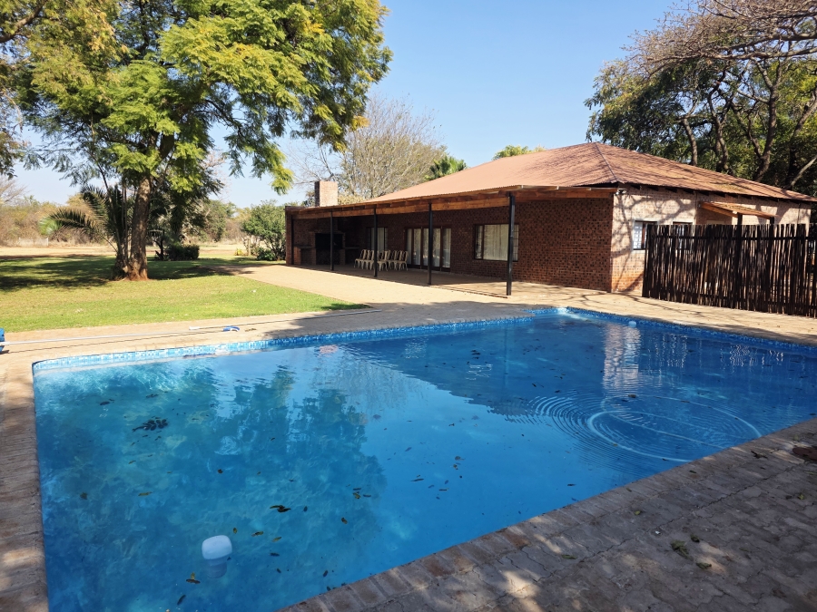 3 Bedroom Property for Sale in Mookgopong Limpopo