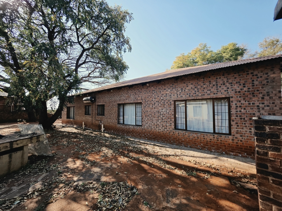 3 Bedroom Property for Sale in Mookgopong Limpopo